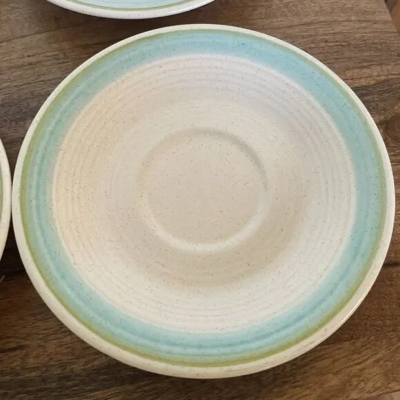 Vintage Franciscan Earthenware Tulip Time Coffee Saucers 6 1/4" Set of 4 - Picture 4 of 8